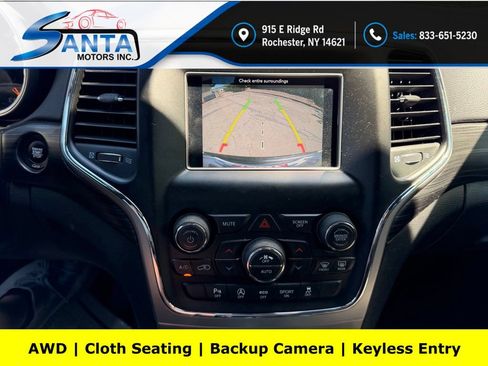 Used 2019 Jeep Grand Cherokee Laredo AWD/4WD image 9