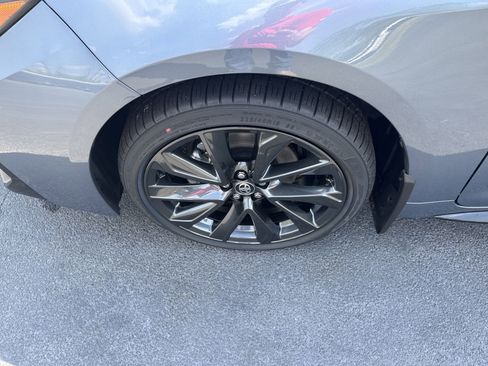 New 2025 Toyota Corolla SE image 9