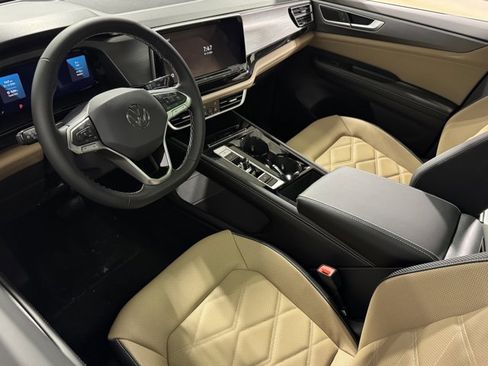 New 2026 Volkswagen Atlas Cross Sport SE image 18