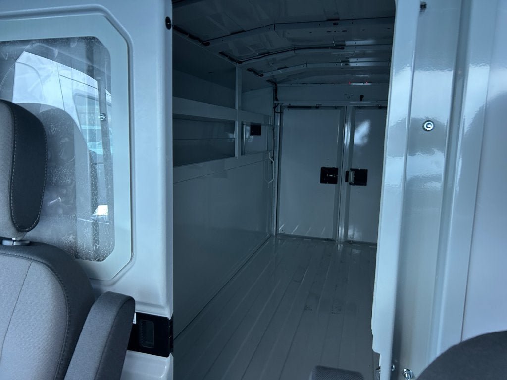 Used 2025 Ford Transit 350 w/ Interior Upgrade Package RWD image 13