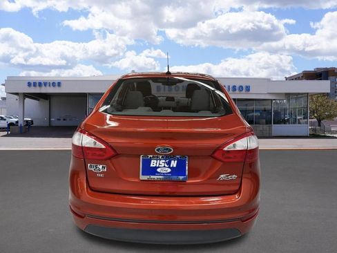 Used 2018 Ford Fiesta SE FWD image 4