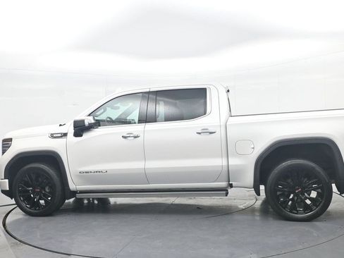 Used 2022 GMC Sierra 1500 Denali w/ Denali Reserve Package RWD image 8