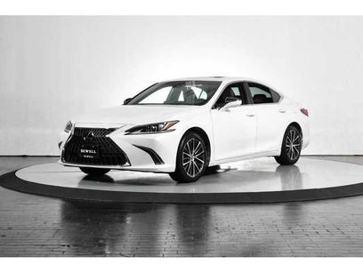Certified 2023 Lexus ES 300h w/ Premium Package