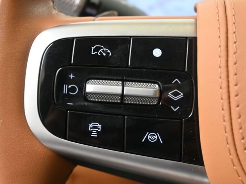 Used 2025 Genesis GV80 3.5T Prestige image 27