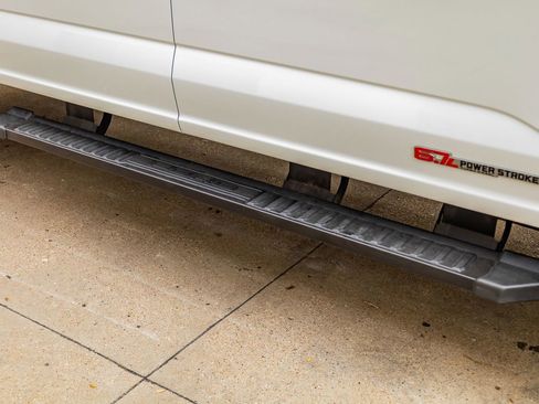 Used 2024 Ford F350 Lariat w/ Lariat Ultimate Package image 13