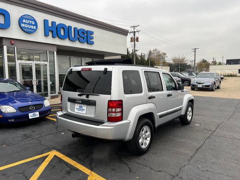 Used 2010 Jeep Liberty Sport w/ Popular Equipment Group image 10