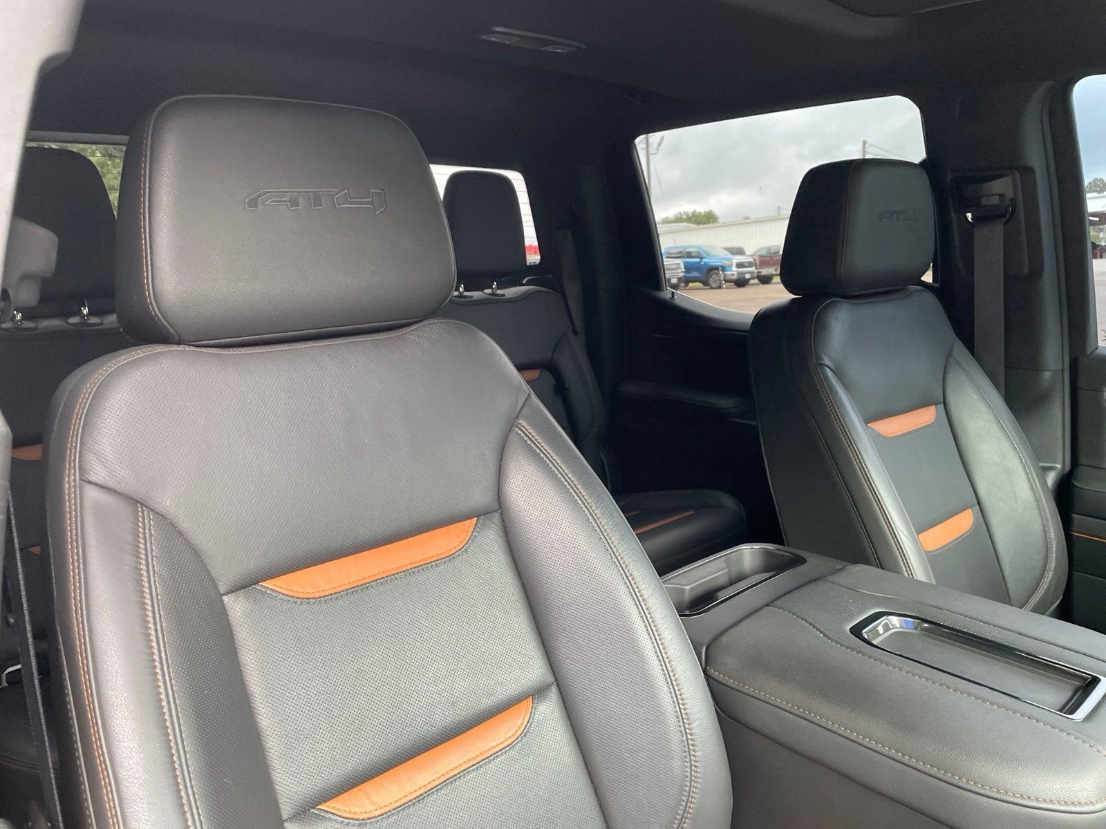 Used 2022 GMC Sierra 1500 AT4 w/ AT4 Premium Package AWD/4WD image 40