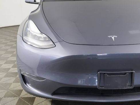 Used 2023 Tesla Model Y Long Range AWD/4WD image 16