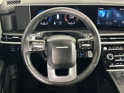Certified 2025 Hyundai Santa Fe SE FWD image 13