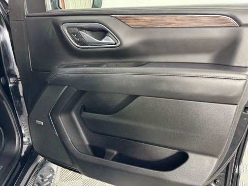 Used 2021 Chevrolet Tahoe Z71 image 29