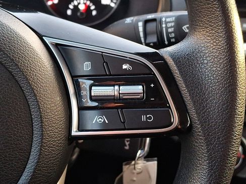 Used 2024 Kia Forte LXS image 21