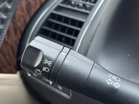 Used 2017 Nissan Armada Platinum w/ Captain Seat Package image 8