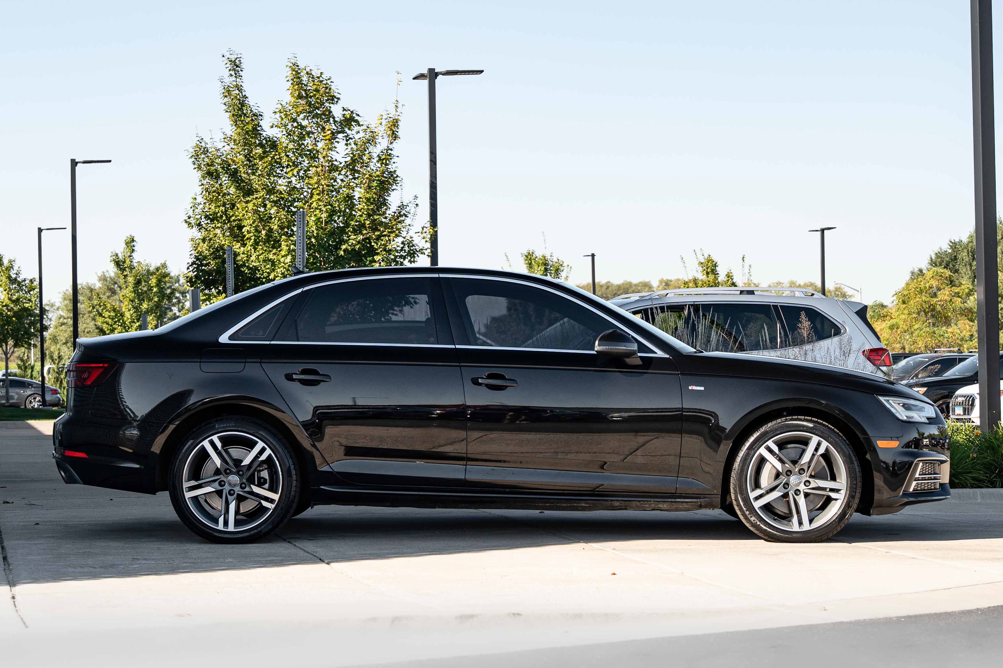 Used 2018 Audi A4 2.0T Premium Plus w/ Premium Plus Package AWD/4WD image 3