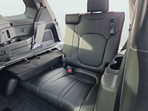 New 2025 Honda Pilot TrailSport image 23