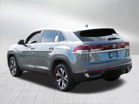 Certified 2024 Volkswagen Atlas Cross Sport SE AWD/4WD image 5