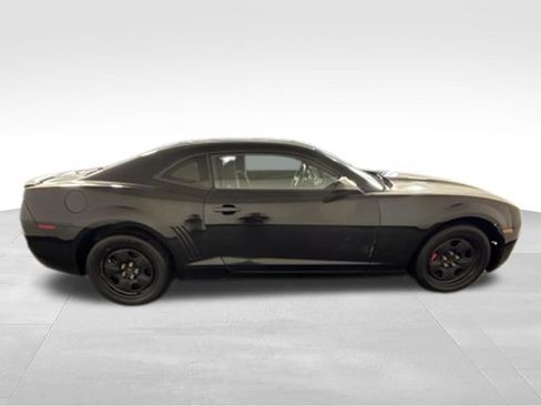 Used 2011 Chevrolet Camaro LS RWD image 10