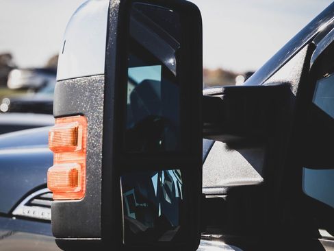 Used 2016 Ford F350 Lariat image 27