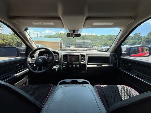 Used 2015 RAM 1500 Express AWD/4WD image 19