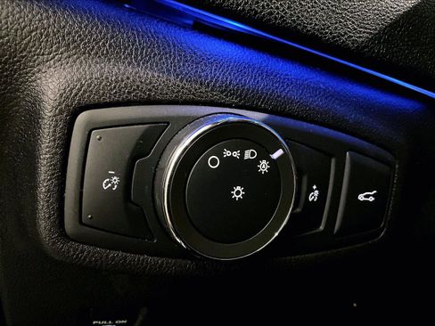 Used 2017 Lincoln MKC Reserve image 30