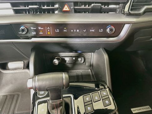 Used 2025 Kia Sportage SX FWD image 23