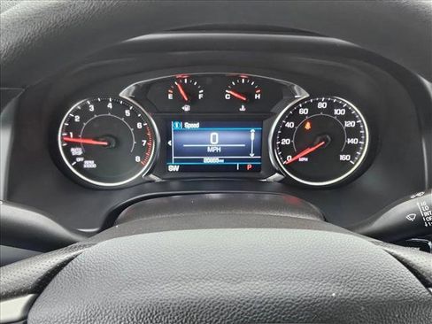 Certified 2023 GMC Acadia SLE w/ LPO, Floor Liner Package image 10