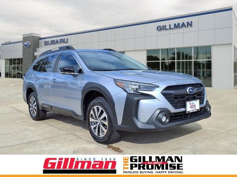 Certified 2025 Subaru Outback Premium image 1