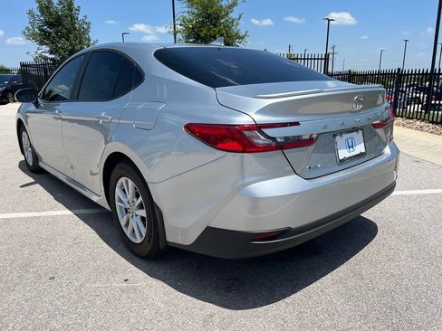 Used 2026 Toyota Camry LE w/ Convenience Package FWD image 6