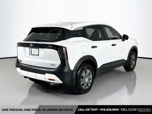 Used 2025 Nissan Kicks S AWD/4WD image 5