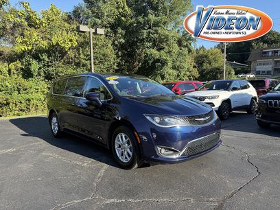 Used 2020 Chrysler Pacifica Touring