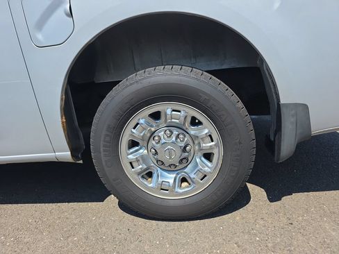 Used 2015 Nissan NV 3500 SV RWD image 12