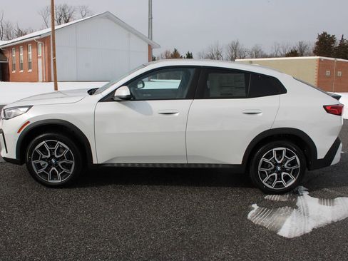 New 2026 BMW X2 xDrive28i image 5