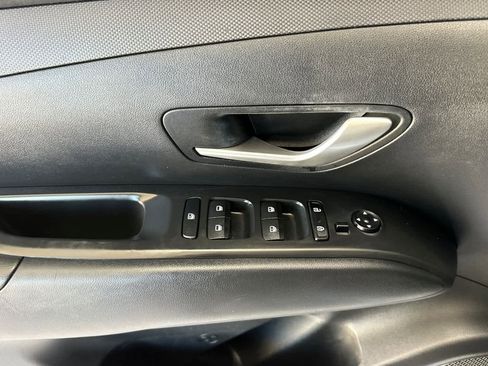 Used 2023 Hyundai Tucson Blue image 12