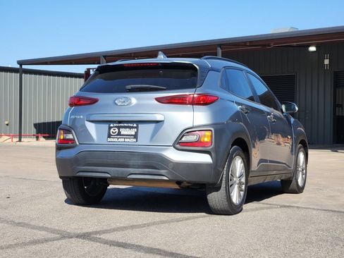 Used 2021 Hyundai Kona SEL Plus FWD image 4