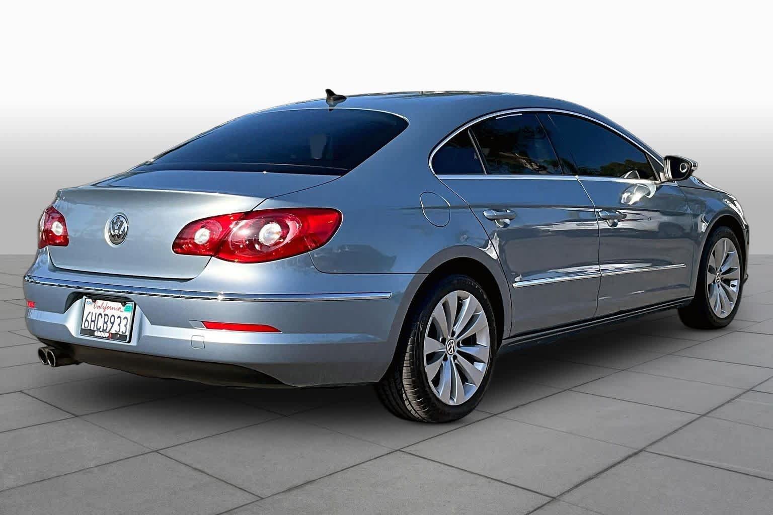 Used 2009 Volkswagen CC Sport FWD image 9