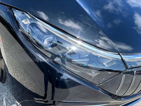 Used 2023 Mercedes-Benz EQS AMG 4MATIC image 32