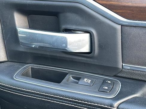 Certified 2022 RAM 3500 Laramie image 38