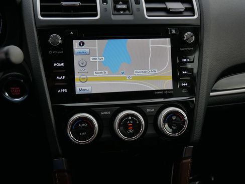 Used 2017 Subaru Forester 2.5i Touring AWD/4WD image 20