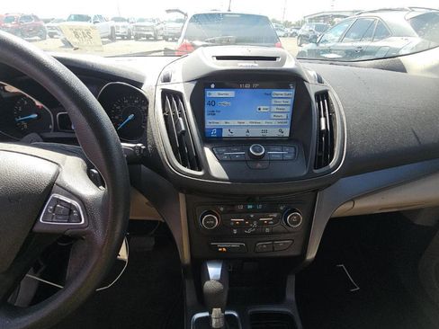 Used 2017 Ford Escape SE w/ Equipment Group 201A image 11
