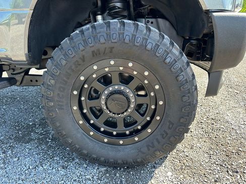 Used 2017 Ford F250 XL w/ Power Equipment Group AWD/4WD image 24