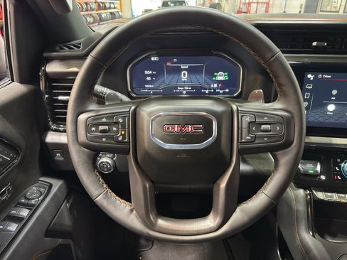 Used 2025 GMC Sierra 1500 AT4 w/ AT4 Premium Package image 27