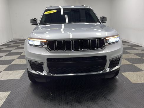 Used 2024 Jeep Grand Cherokee L Limited AWD/4WD image 24