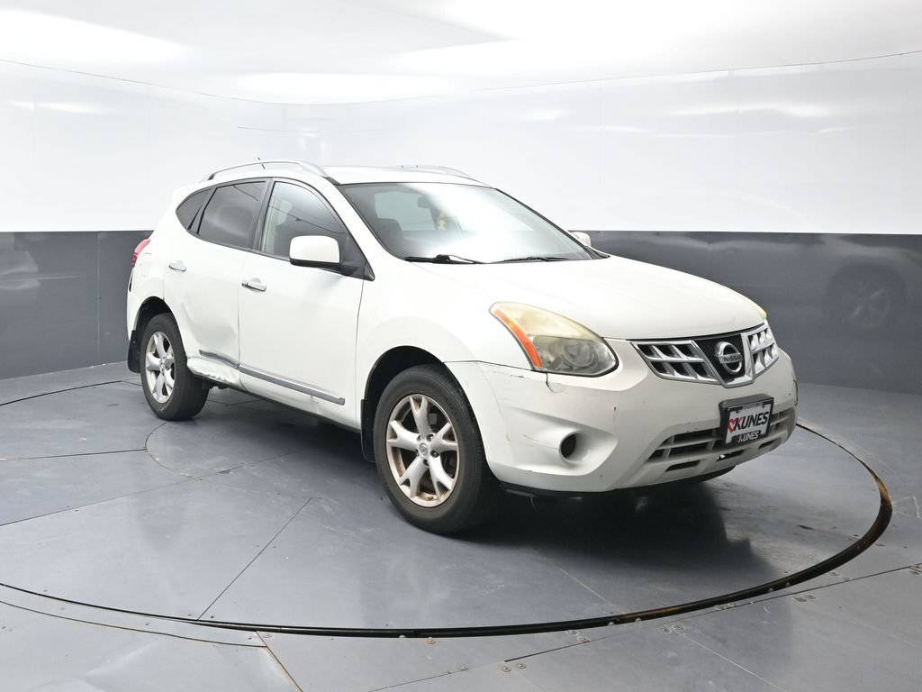 Used 2011 Nissan Rogue SV w/ Premium Pkg FWD image 4