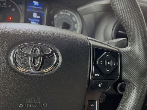 Used 2023 Toyota Tacoma TRD Off-Road AWD/4WD image 20