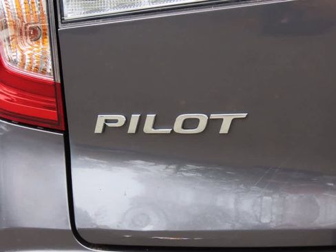 Certified 2022 Honda Pilot Special Edition image 7