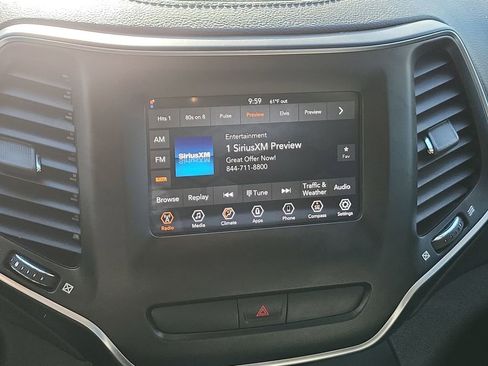 Used 2020 Jeep Cherokee Latitude image 13