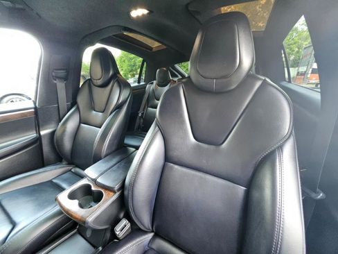Used 2018 Tesla Model X 100D AWD/4WD image 39