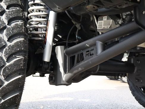 Used 2024 Ford F350 Platinum AWD/4WD image 12