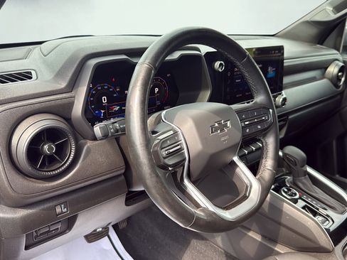 Used 2025 Chevrolet Colorado Trail Boss AWD/4WD image 33