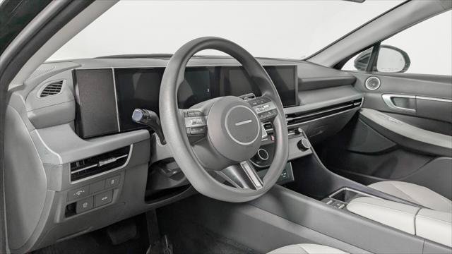 Used 2025 Hyundai Sonata SEL FWD image 24