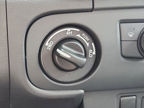 New 2025 Nissan Frontier PRO-4X image 15